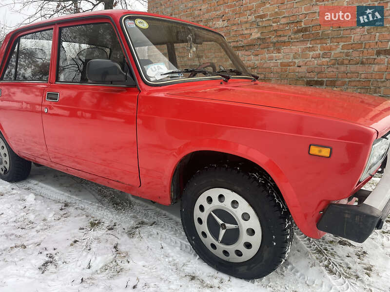 Седан ВАЗ / Lada 2105 1989 в Ровно фото 11 Седан ВАЗ / Lada 2105 1989 в Ровно