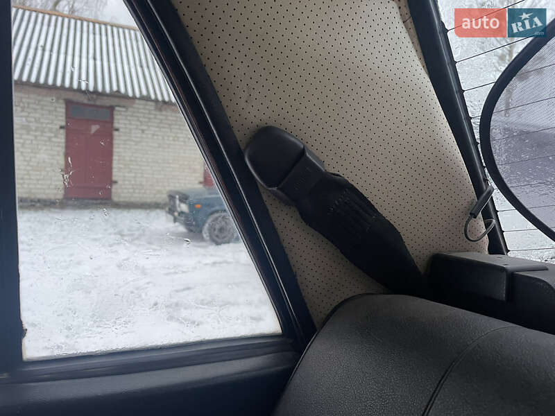 Седан ВАЗ / Lada 2105 1989 в Ровно фото 37 Седан ВАЗ / Lada 2105 1989 в Ровно
