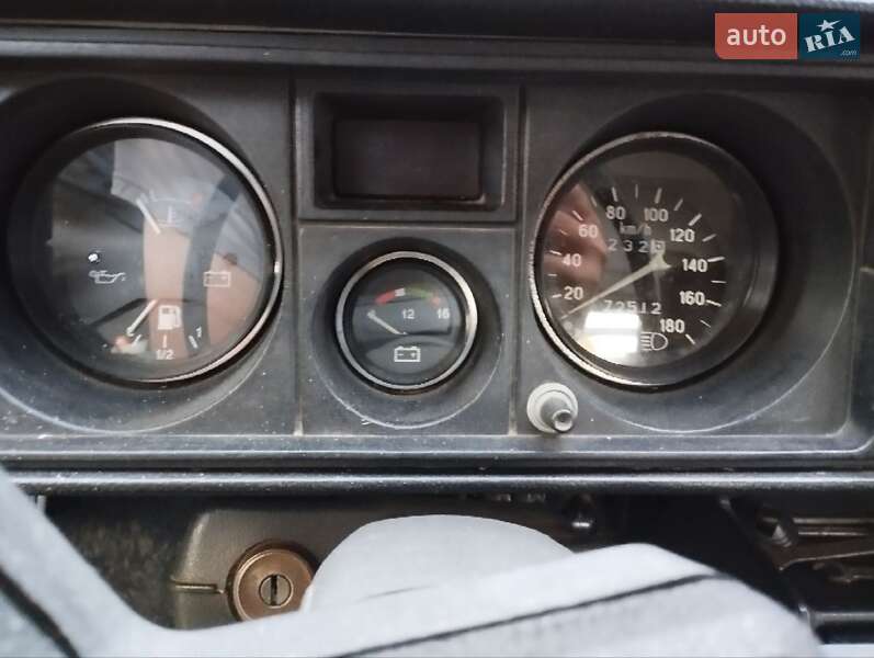 Седан ВАЗ / Lada 2105 1990 в Чернигове фото 11 Седан ВАЗ / Lada 2105 1990 в Чернигове