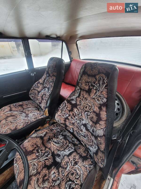 Седан ВАЗ / Lada 2105 1982 в Харькове фото 8 Седан ВАЗ / Lada 2105 1982 в Харькове