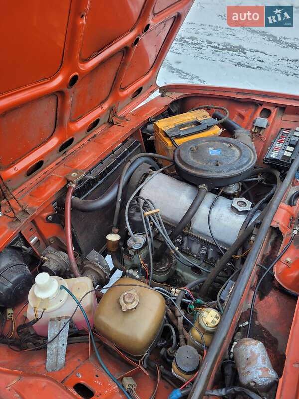 Седан ВАЗ / Lada 2105 1982 в Харькове фото 13 Седан ВАЗ / Lada 2105 1982 в Харькове