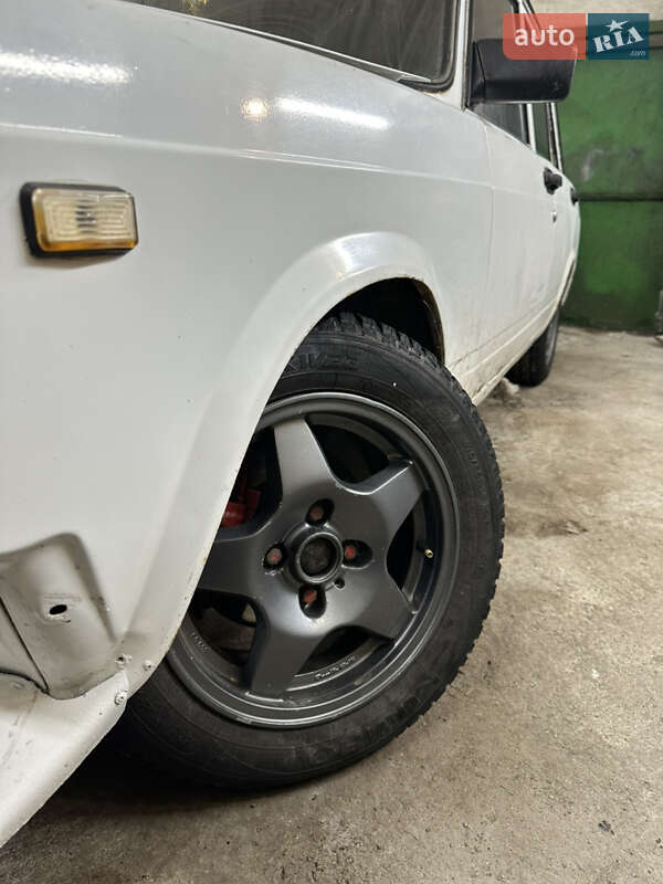 Седан ВАЗ / Lada 2105 1993 в Тернополе