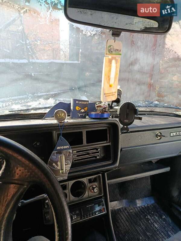 Седан ВАЗ / Lada 2105 1983 в Мерефа фото 14 Седан ВАЗ / Lada 2105 1983 в Мерефа