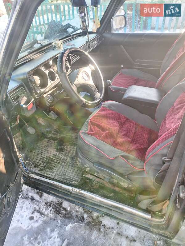 ВАЗ / Lada 2105 1986 ВАЗ / Lada 2105 1986