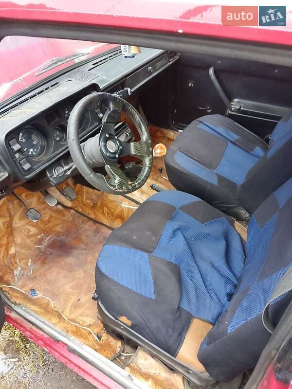 Седан ВАЗ / Lada 2105 1988 в Александрие