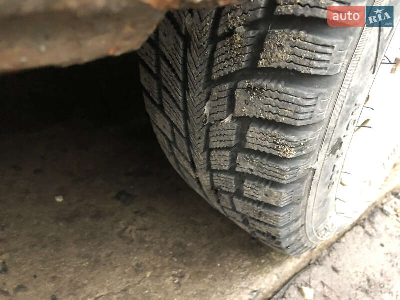 Седан ВАЗ / Lada 2105 1986 в Брусилове