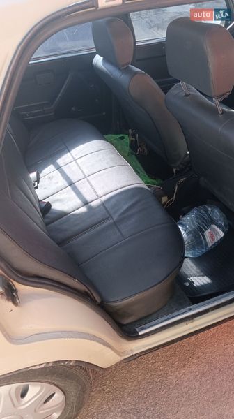 Седан ВАЗ / Lada 2105 1990 в Харькове