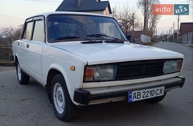 Седан ВАЗ 2105 1983 в Калиновке