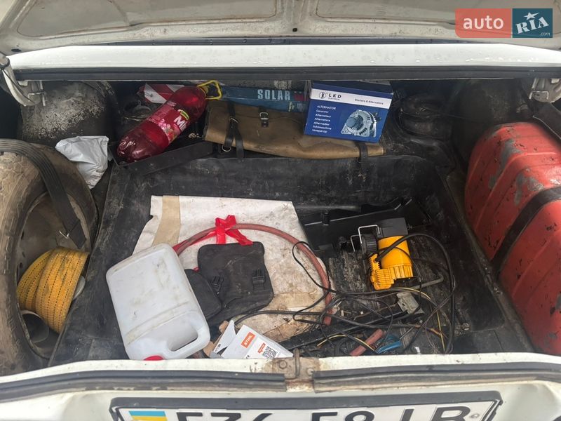 Седан ВАЗ / Lada 2105 1992 в Верховине