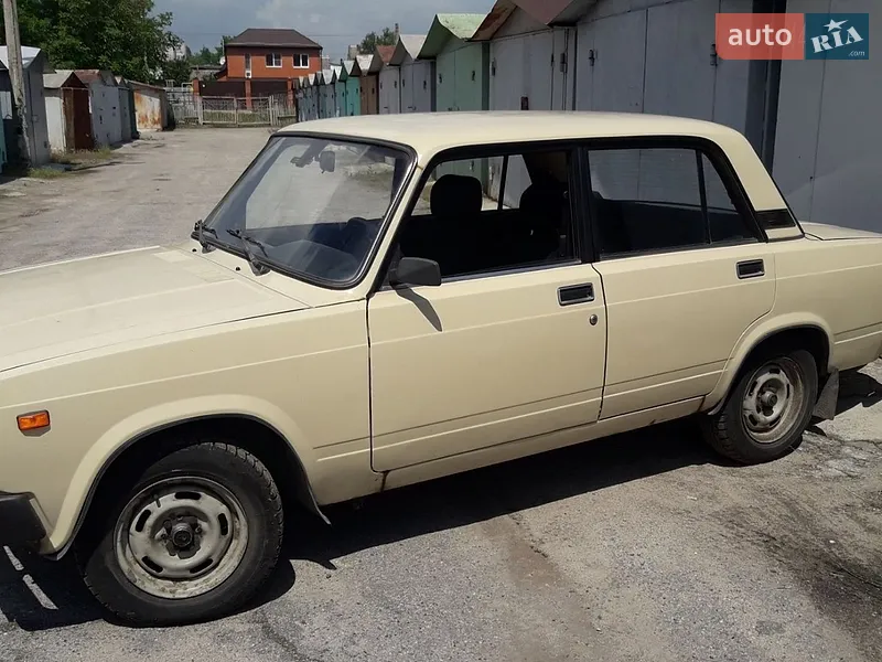 ВАЗ / Lada 2105