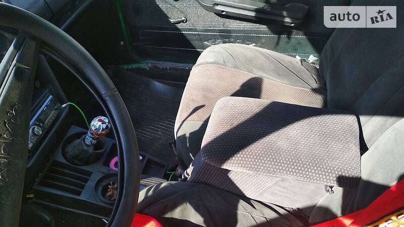 Седан ВАЗ / Lada 2106 1985 в Дніпрі