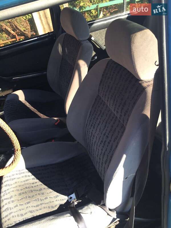 Седан ВАЗ / Lada 2106 1985 в Нововолинську