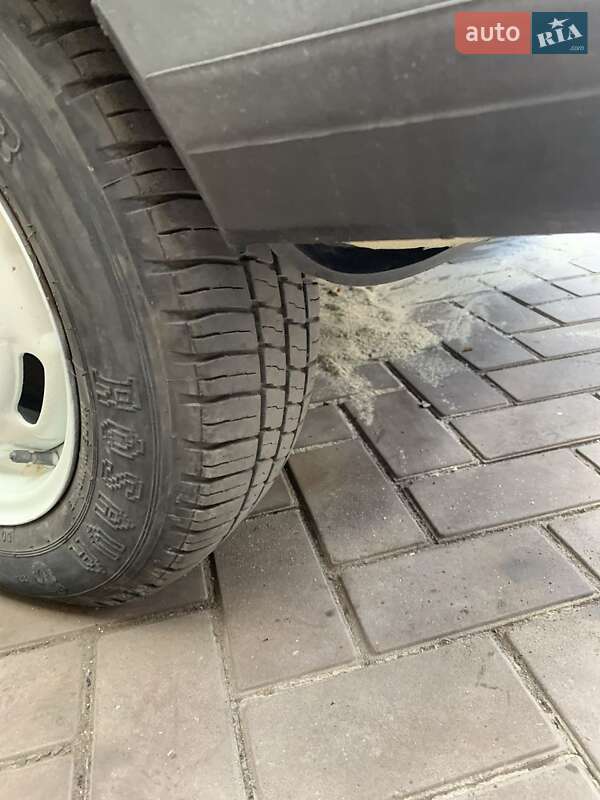 Седан ВАЗ / Lada 2106 1988 в Запоріжжі