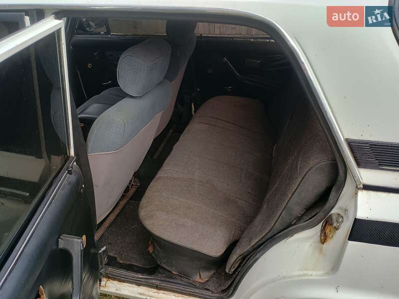 Седан ВАЗ / Lada 2106 1989 в Калуші