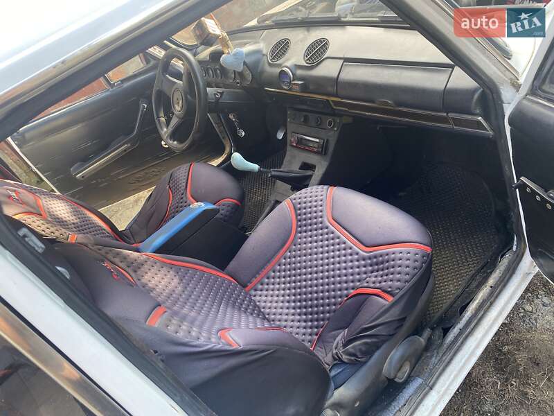 Седан ВАЗ / Lada 2106 1985 в Хмельницком