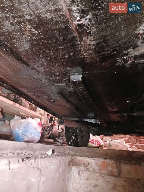 Седан ВАЗ / Lada 2106 1990 в Чернигове