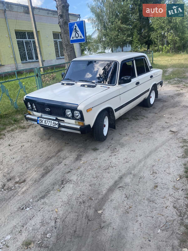 Седан ВАЗ / Lada 2106 1988 в Ровно