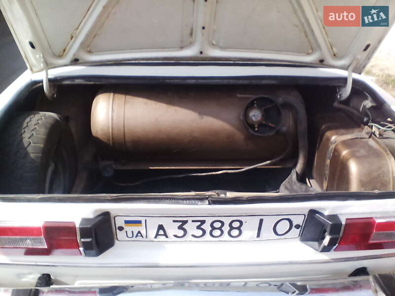 Седан ВАЗ / Lada 2106 1985 в Житомире