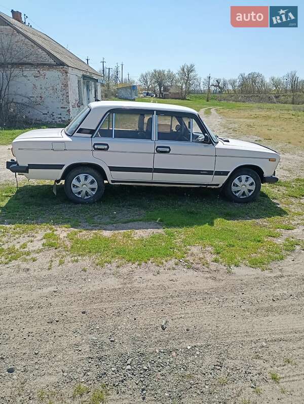 Седан ВАЗ / Lada 2106 1991 в Новоархангельську