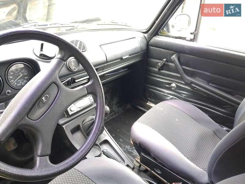 Седан ВАЗ / Lada 2106 2004 в Рівному