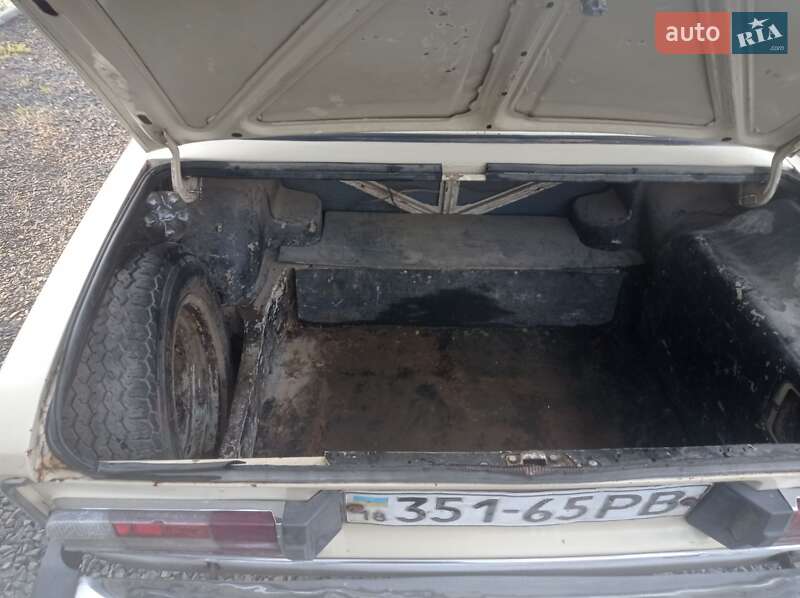 Седан ВАЗ / Lada 2106 1988 в Костополе