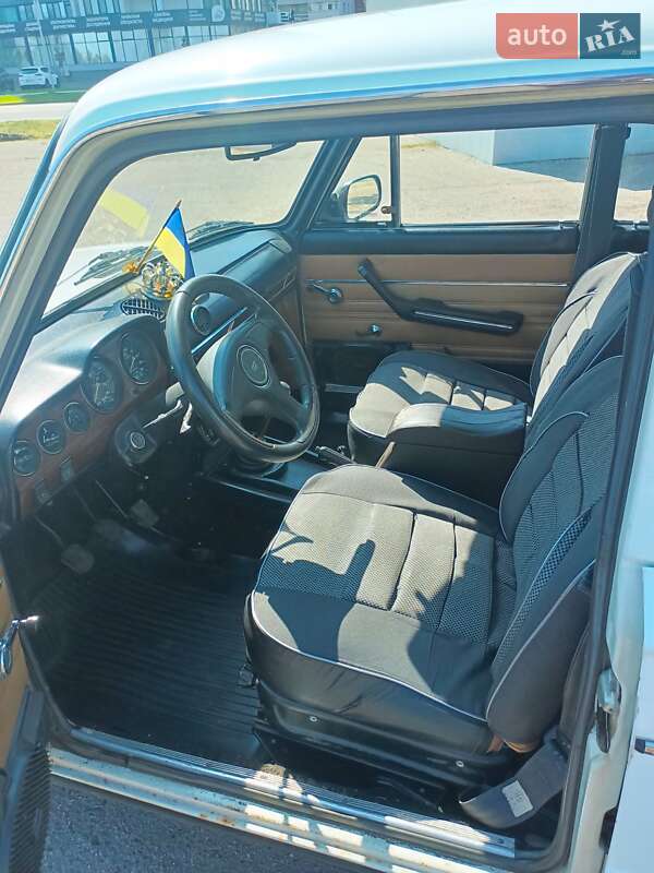 Седан ВАЗ / Lada 2106 1986 в Черкасах