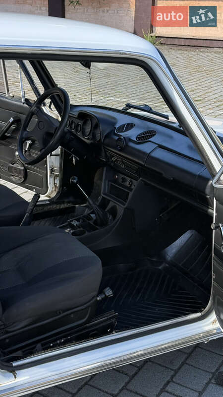 Седан ВАЗ / Lada 2106 1985 в Черновцах