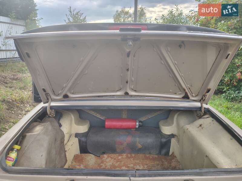 Седан ВАЗ / Lada 2106 1990 в Шептицькому фото 16 Седан ВАЗ / Lada 2106 1990 в Шептицькому