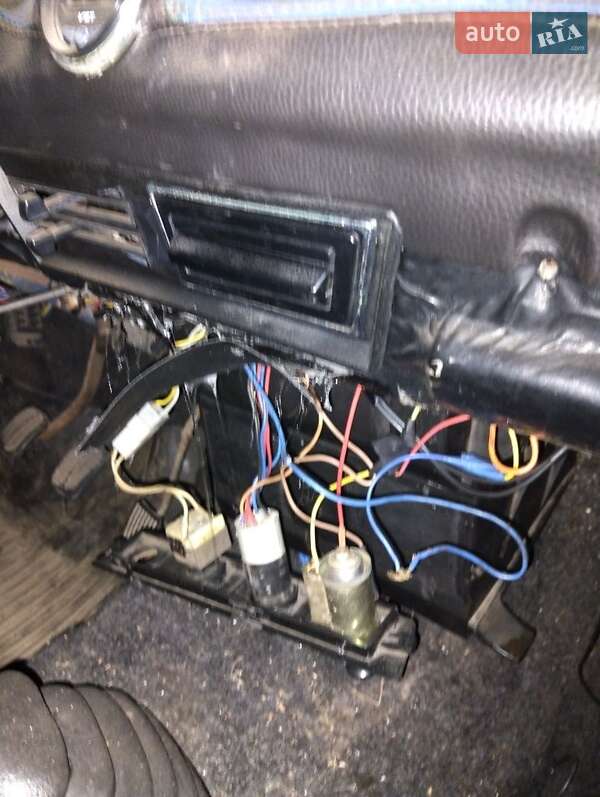 Седан ВАЗ / Lada 2106 1996 в Кривом Роге