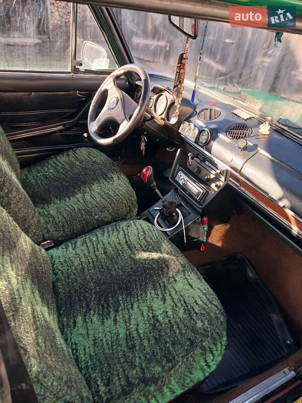 Седан ВАЗ / Lada 2106 1982 в Луцке