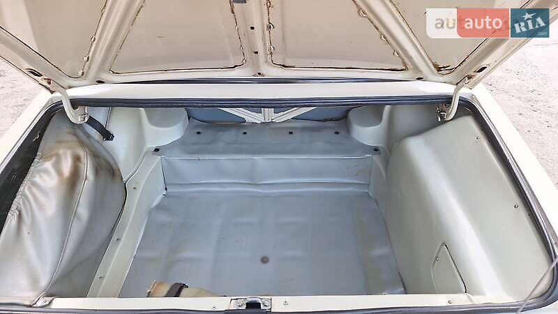 Седан ВАЗ / Lada 2106 1987 в Киеве