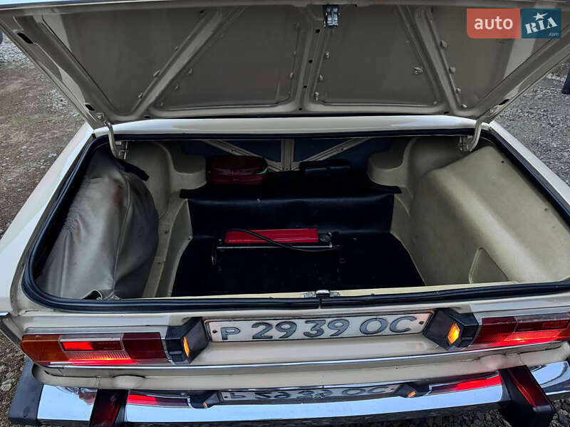 Седан ВАЗ / Lada 2106 1990 в Ивано-Франковске фото 9 Седан ВАЗ / Lada 2106 1990 в Ивано-Франковске