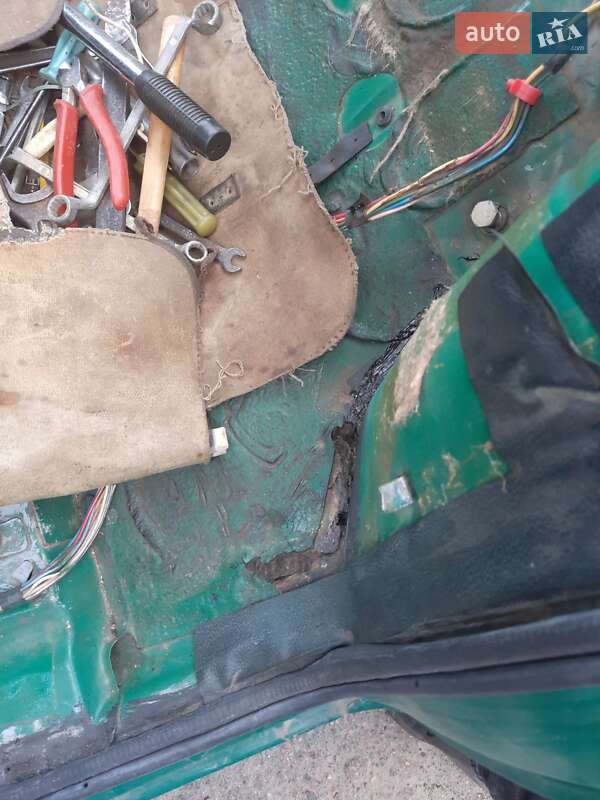 Седан ВАЗ / Lada 2106 1987 в Черкасах фото 7 Седан ВАЗ / Lada 2106 1987 в Черкасах