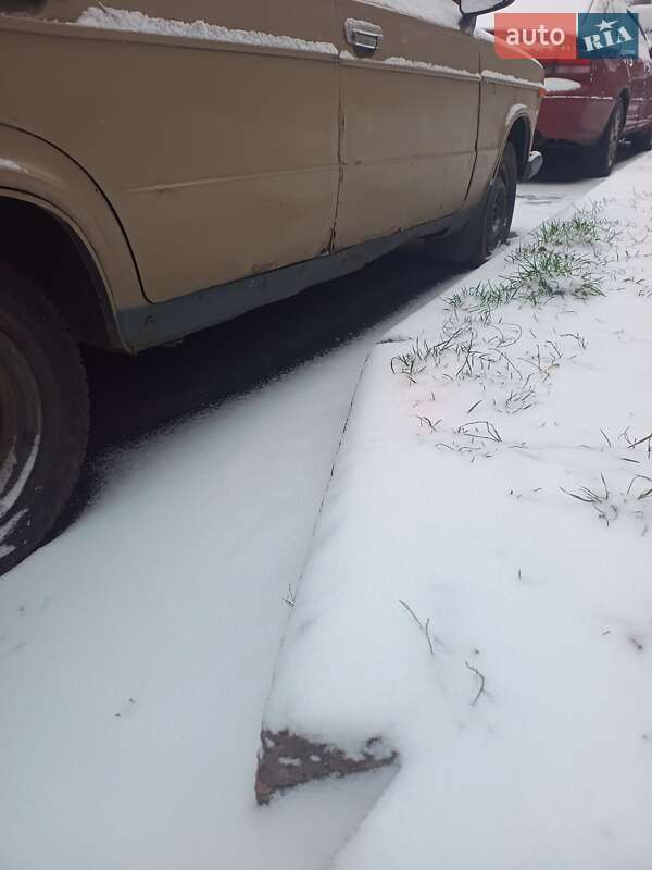 Седан ВАЗ / Lada 2106 1989 в Киеве