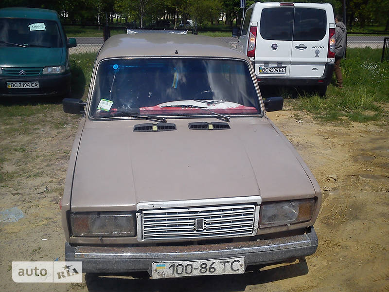 Седан ВАЗ 2107 1984 в 