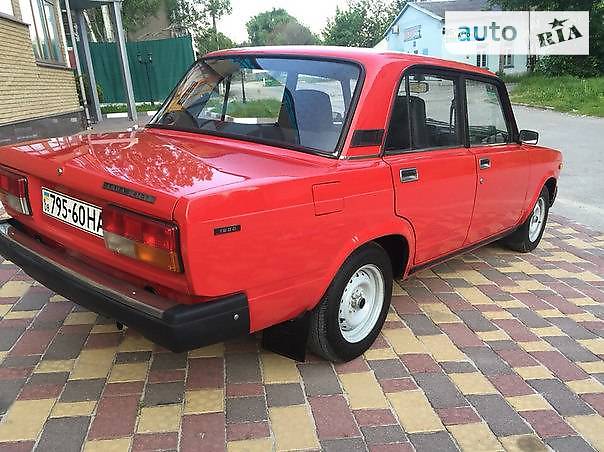 Седан ВАЗ / Lada 2107 2000 в Запорожье