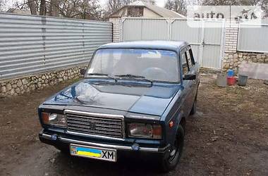 Седан ВАЗ / Lada 2107 1990 в Волочиске