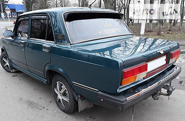 Седан ВАЗ / Lada 2107 2006 в Кривом Роге