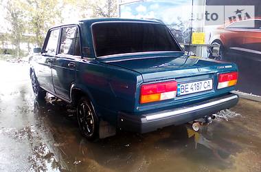 Седан ВАЗ / Lada 2107 1999 в Первомайске