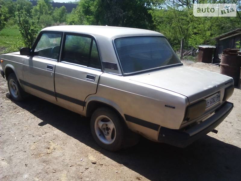 Седан ВАЗ / Lada 2107 1986 в Кропивницком