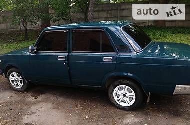 Седан ВАЗ / Lada 2107 2005 в Кропивницком