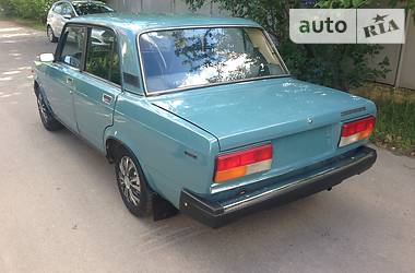 Седан ВАЗ / Lada 2107 2005 в Ямполе