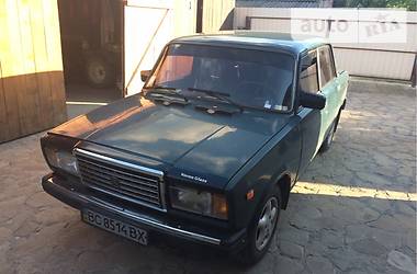 Седан ВАЗ / Lada 2107 2004 в Старом Самборе