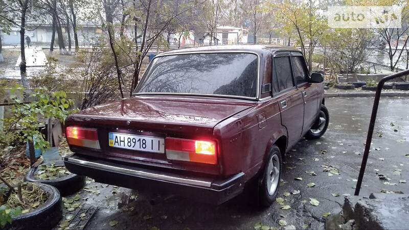 Седан ВАЗ / Lada 2107 2005 в Маріуполі