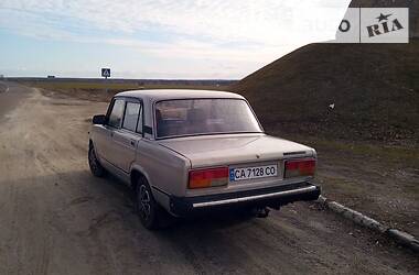 Седан ВАЗ / Lada 2107 2007 в Чигирине