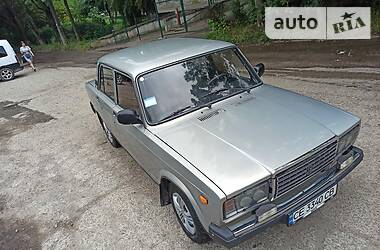 Седан ВАЗ / Lada 2107 2006 в Черновцах