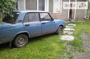 Седан ВАЗ / Lada 2107 1991 в Хмельницком