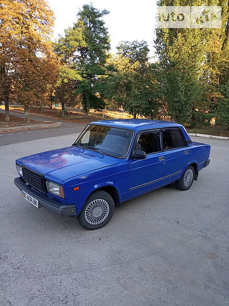 Седан ВАЗ / Lada 2107 2004 в Вознесенске