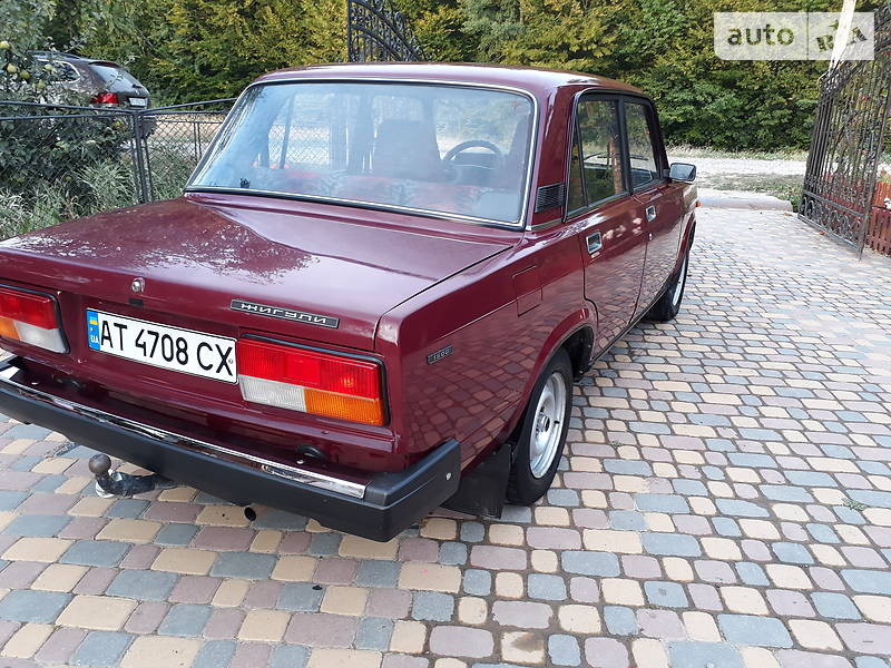 Седан ВАЗ / Lada 2107 2003 в Богородчанах