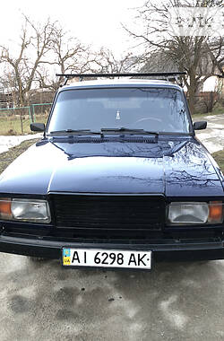 Седан ВАЗ / Lada 2107 2002 в Вижнице